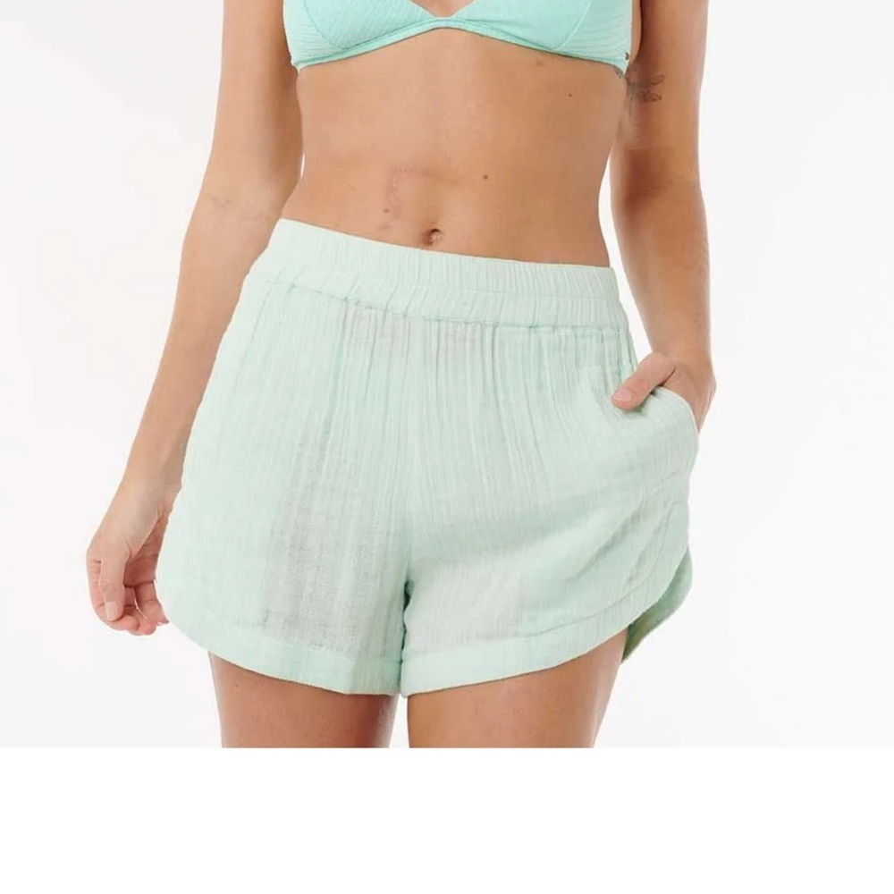 Rip Curl premium surf shorts in Aqua size large. Nwt